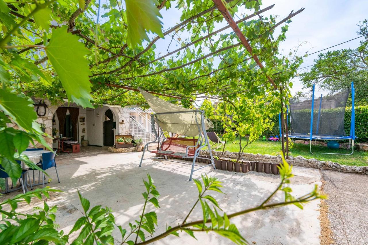 Holiday House Ruba Marcana Exterior photo